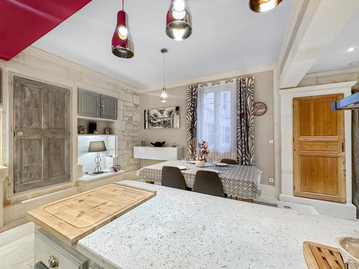 Ferienwohnung Les Portes Du Chateau Beaucairois Beaucaire  Exterior foto